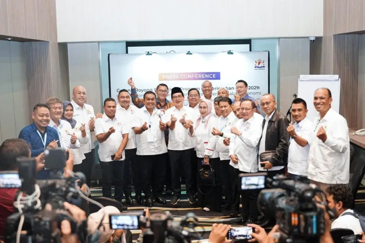 Kadin Daerah Tolak Munaslub...
