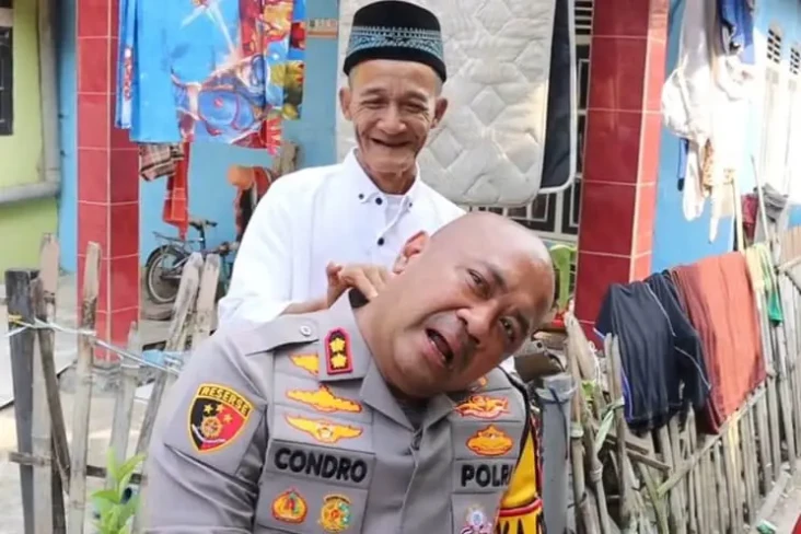 Profil AKBP Condro Sasongko,...
