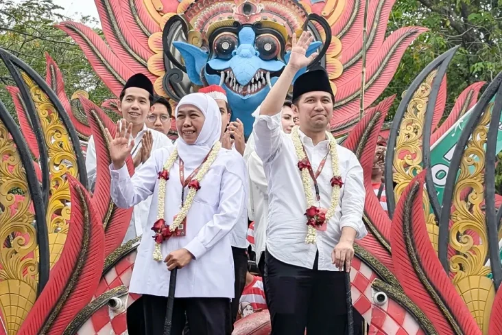 Khofifah-Emil Pasangan...