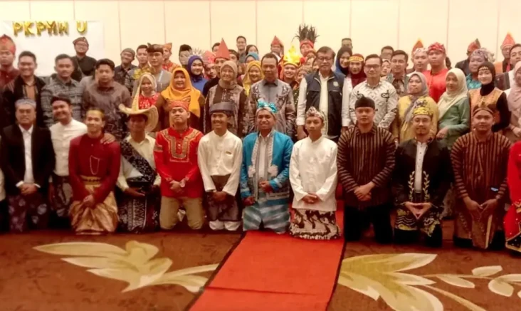 Kemenpora Resmi Tutup...