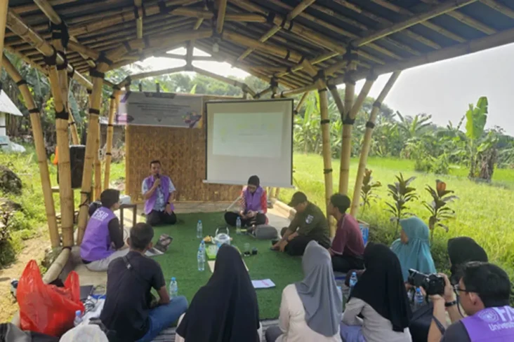 Unpak Latih Pelaku Wisata...