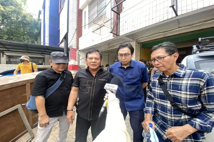 PN Jakbar Eksekusi Bangunan...