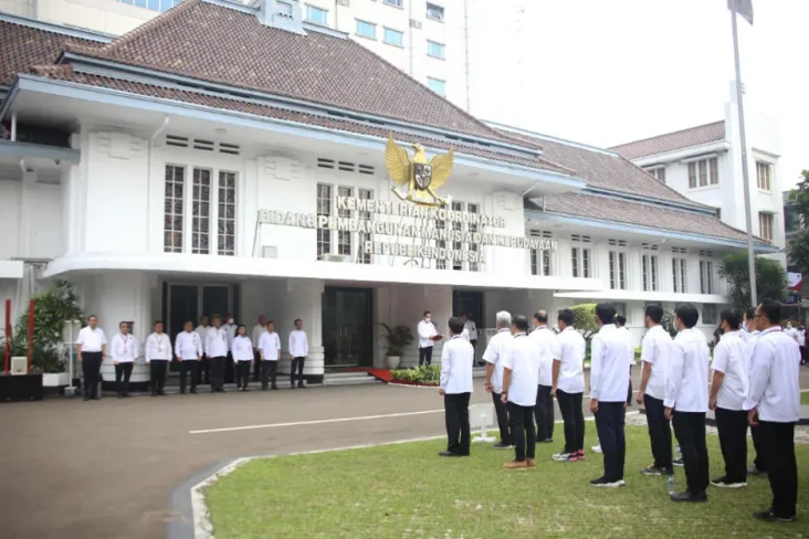 CPNS 2024 Berakhir,...