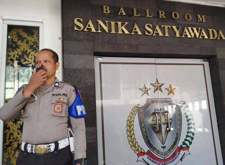 KPK Periksa 14 Anggota...