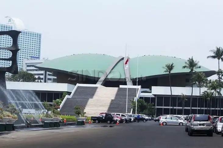 Hari Ini DPR Sahkan...