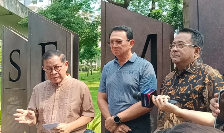 Permintaan Mundur dari...