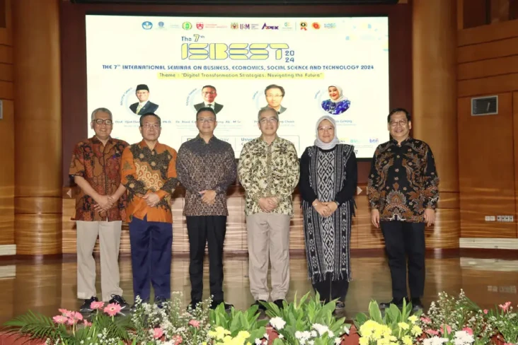 Berbagi Pengetahuan...