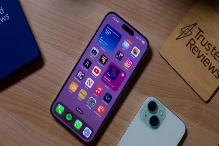 Pakai iOS 18, Baterai...