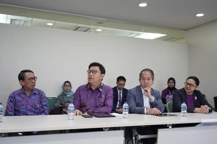 Kolaborasi untuk Beri...