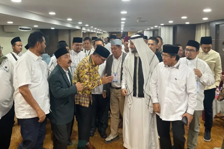 Tokoh Masyarakat dan...