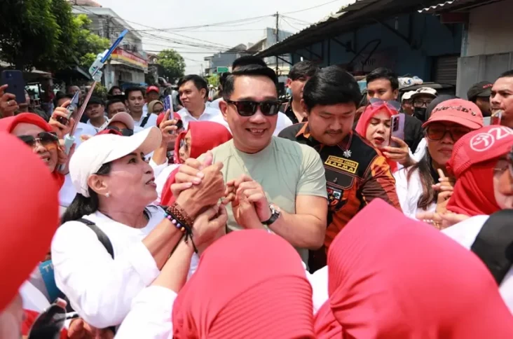 Ridwan Kamil Dengarkan...