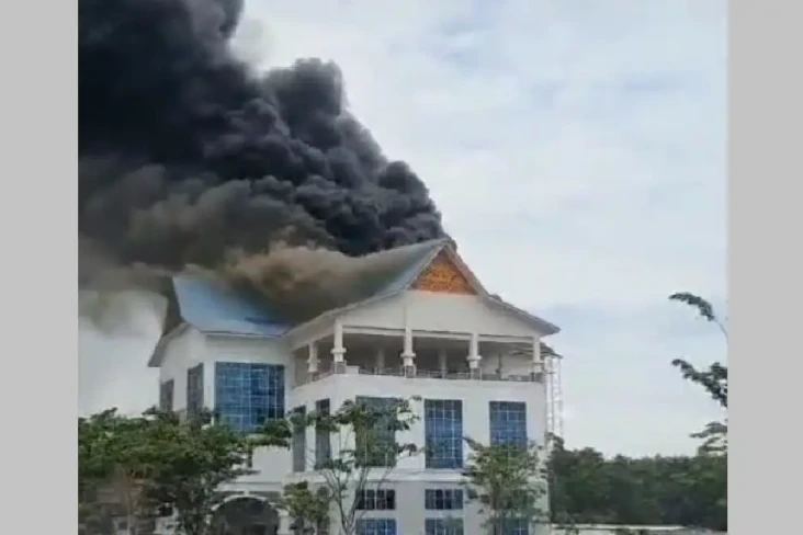 Gedung Pemkot Pekanbaru...
