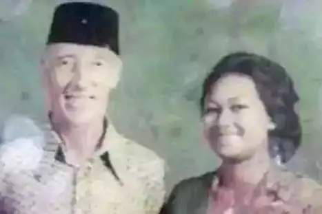 Kisah Cinta Idjon Djanbi,...