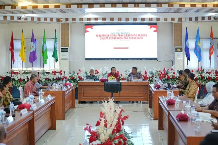 Indonesia Hadapi Tantangan...