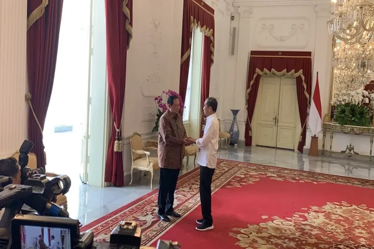 SBY Bertemu Jokowi di...