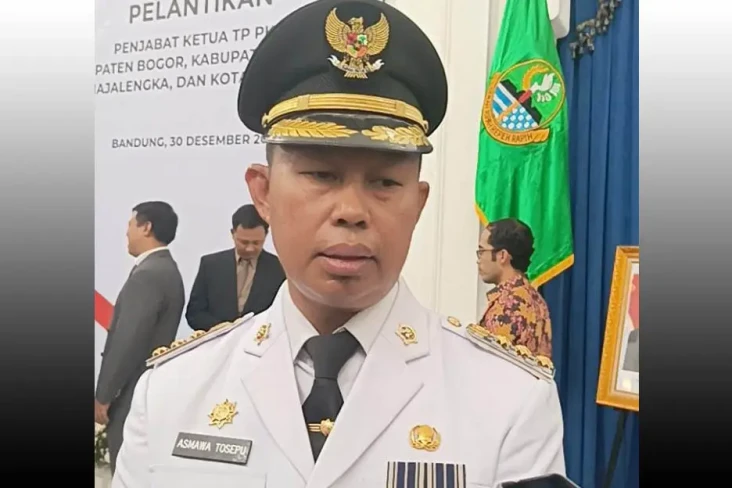 Asmawa Tosepu Diberhentikan...