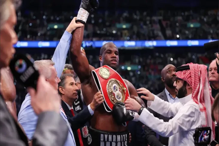 KO Anthony Joshua, Daniel...