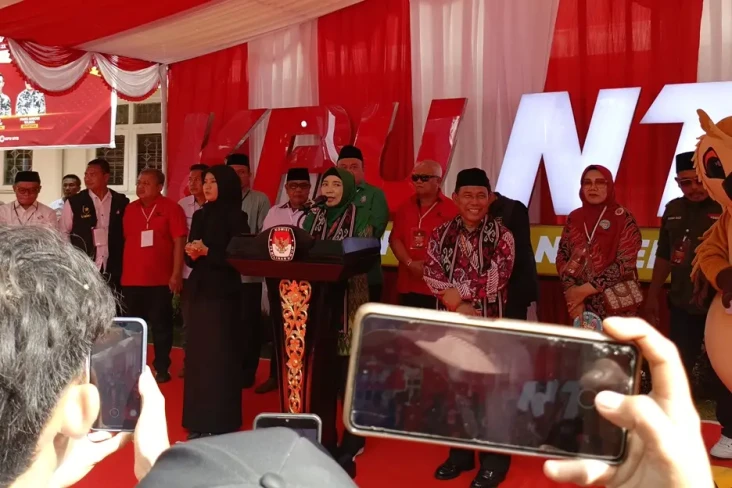 KPU NTB: Pasangan Rohmi-Firin...