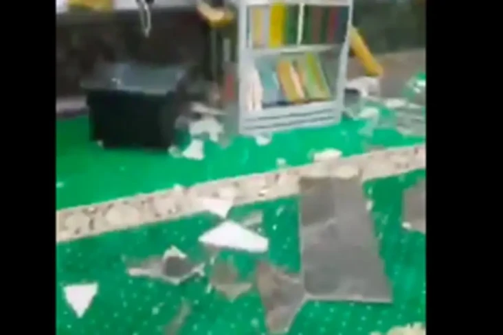 Gempa M6,4 Guncang Gorontalo,...