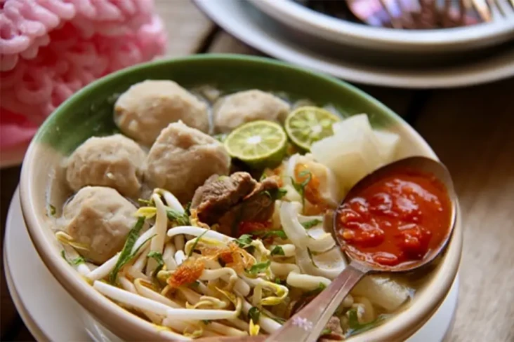 10 Makanan Khas Bandung...