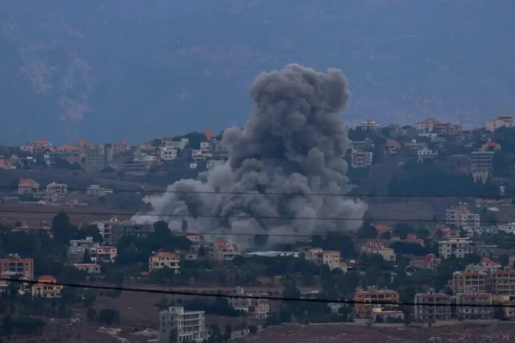 Israel Bombardir Lebanon:...