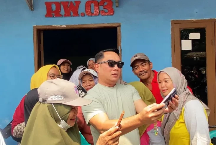 Kang Emil Dapat Julukan...