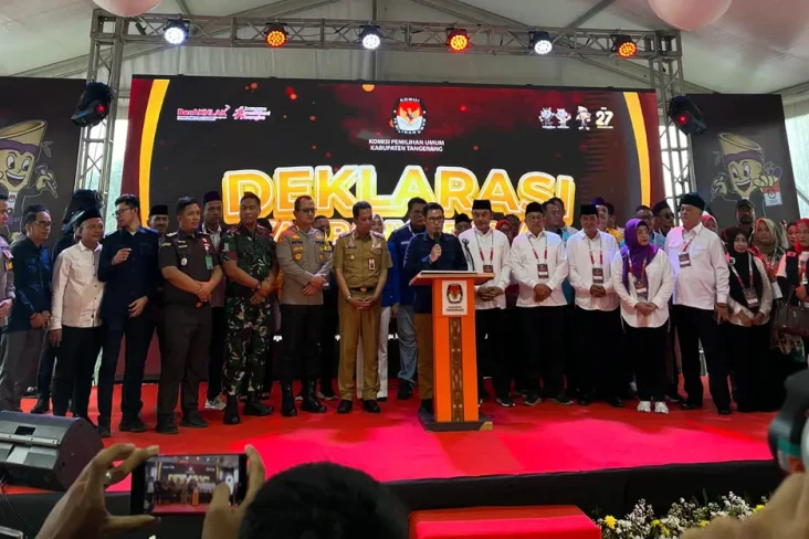 Hadiri Deklarasi Damai,...
