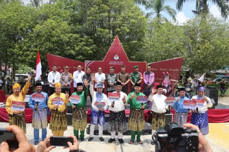 Polisi-KPU Gelar Deklarasi...