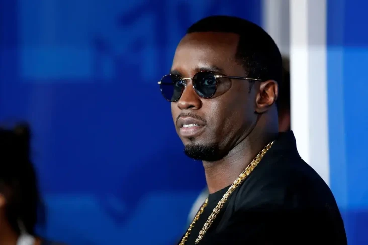 P Diddy Diduga Paksa...