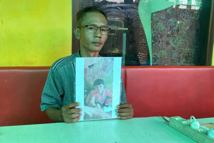 Keluarga Salah Satu...