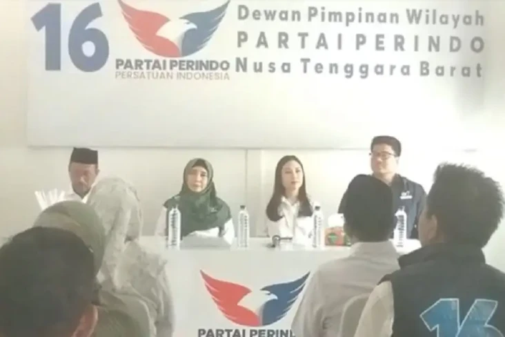 Dikunjungi Ketua Umum...