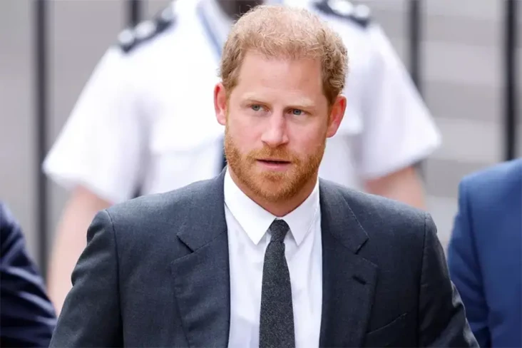 Pangeran Harry Kedapatan...