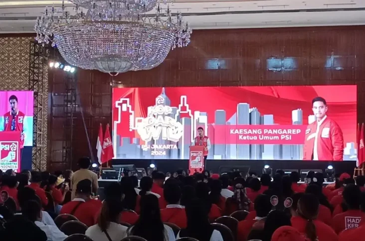 Kaesang Gerakkan Mesin...