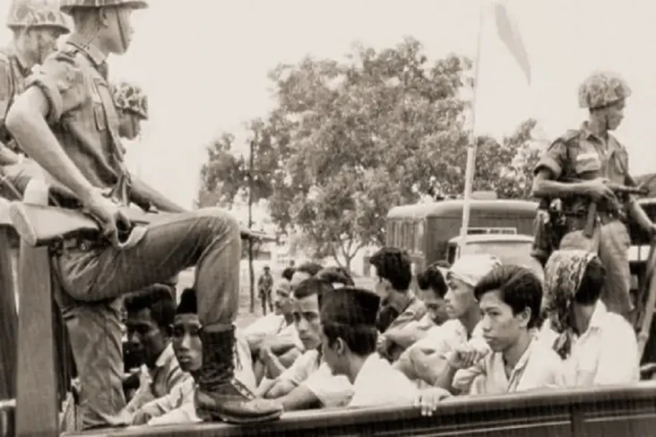 Jasmerah! Ini Sejarah,...