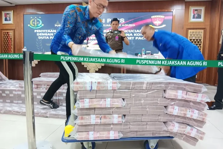 Penampakan Tumpukan...