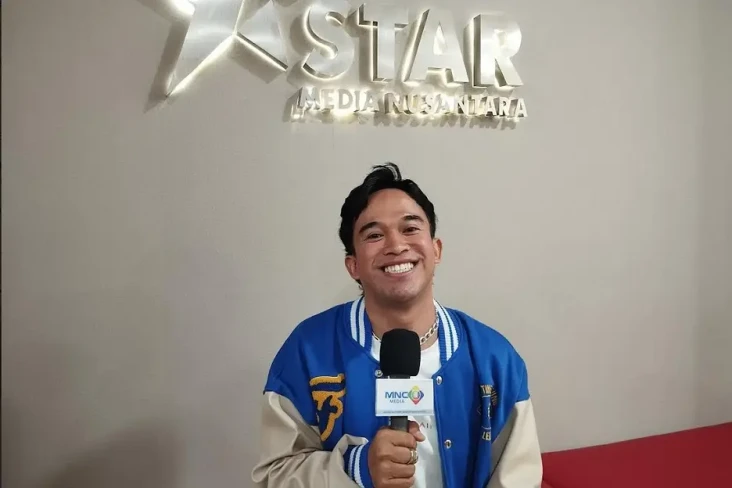 Anwar BAB Kenalkan Lagu...