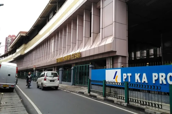 Lulusan S1 Teknik Merapat!...