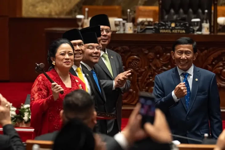 Sejarah, Puan Jadi Ketua...