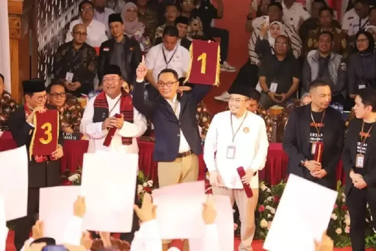 KPU Jakarta Gelar Debat...