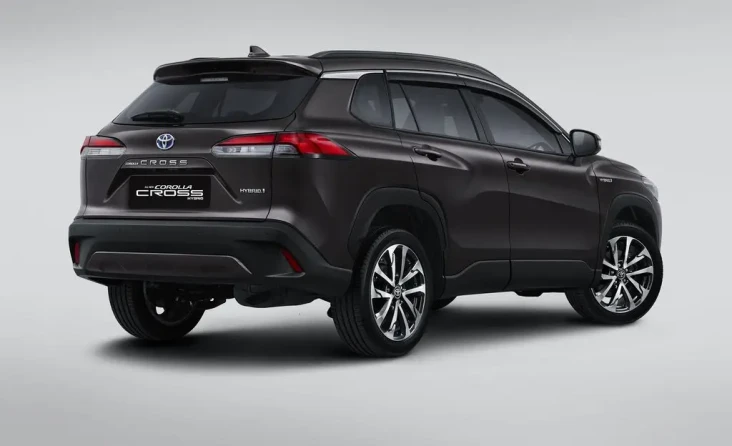 Puluhan Ribu Toyota...