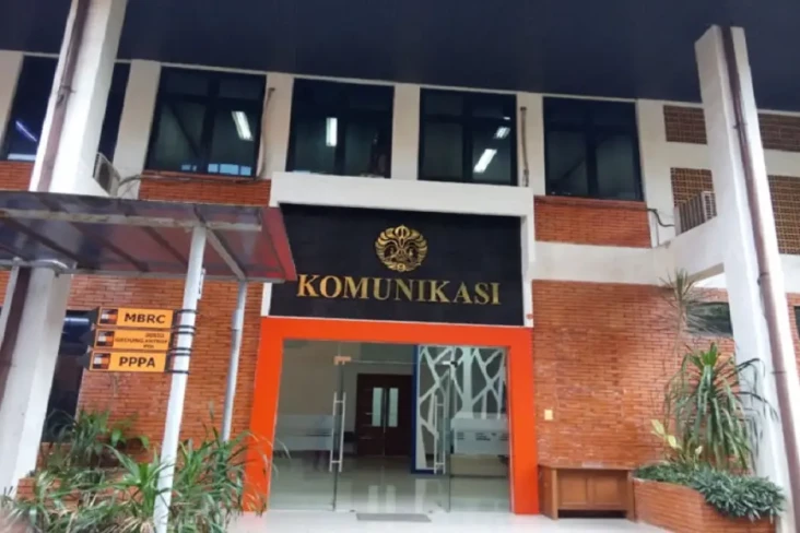10 Jurusan Ilmu Komunikasi...