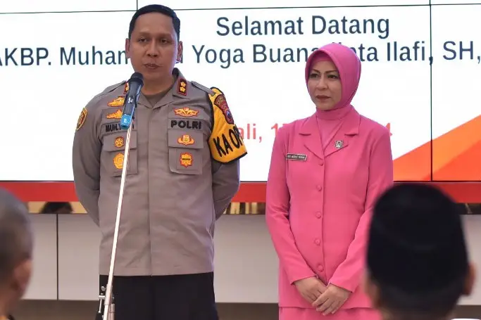 Profil AKBP Muhammad...