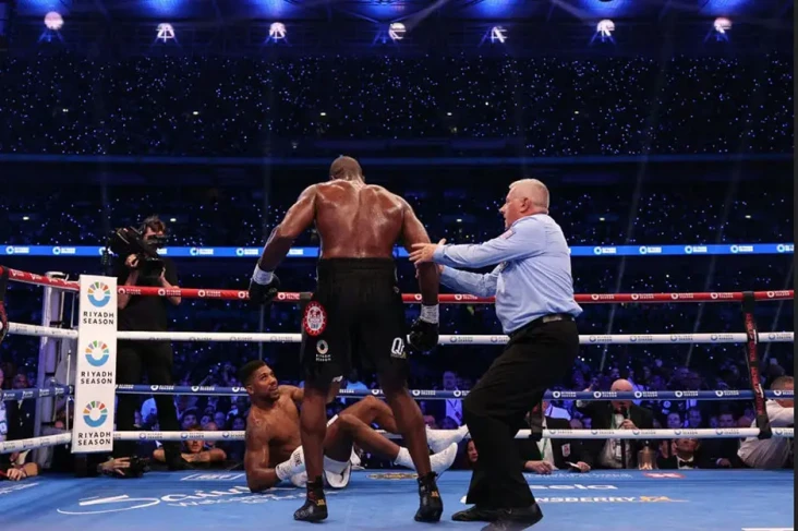 Duel Ulang Daniel Dubois...