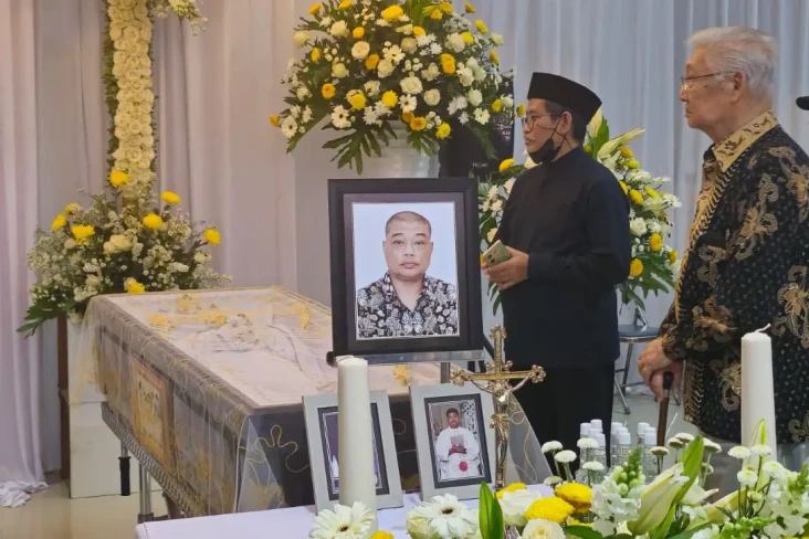 Sebelum Meninggal, Romo...