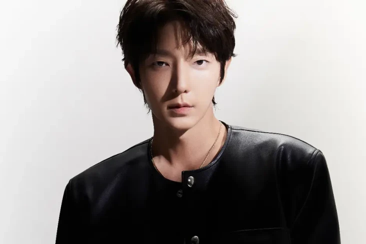 Lee Joon Gi Siap Sapa...