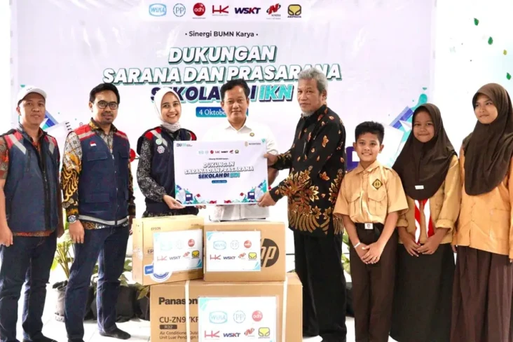 4 Sekolah di Kawasan...