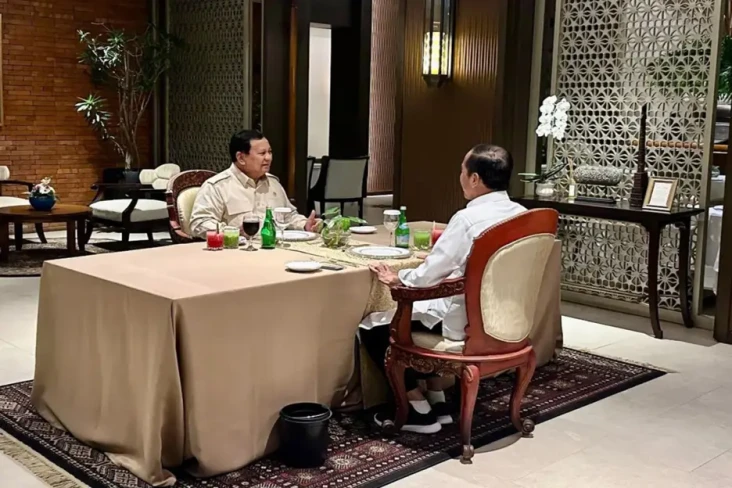 2 Jam Lebih, Jokowi...