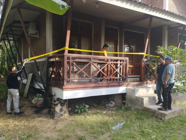 Rumah Dinas Kasi PTN...