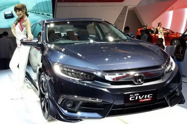 Minat Beli Honda Civic...