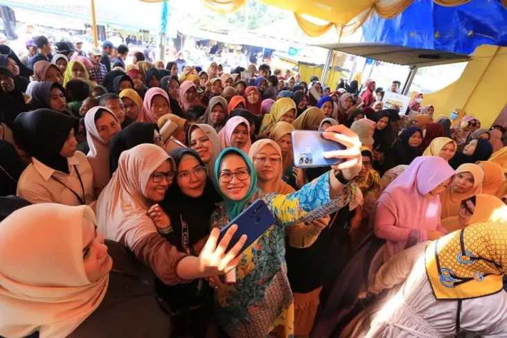 Airin Kenalkan Kartini...
